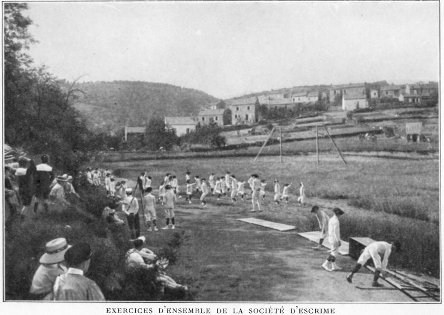 Exercices d'ensemble de la société d'escrime