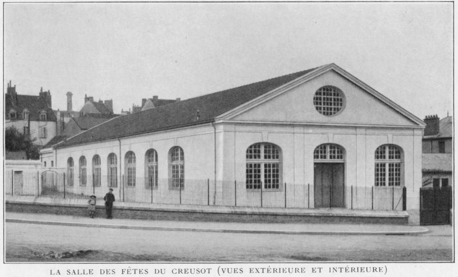 La salle des fêtes du Creusot - Vue extérieure