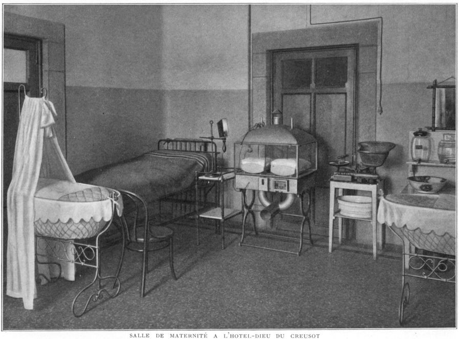 Salle de la maternité du Creusot en 1912